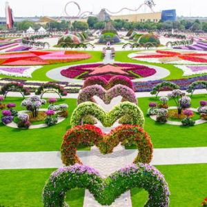 45 млн. живых цветов украшают самый большой в мире экопарк 